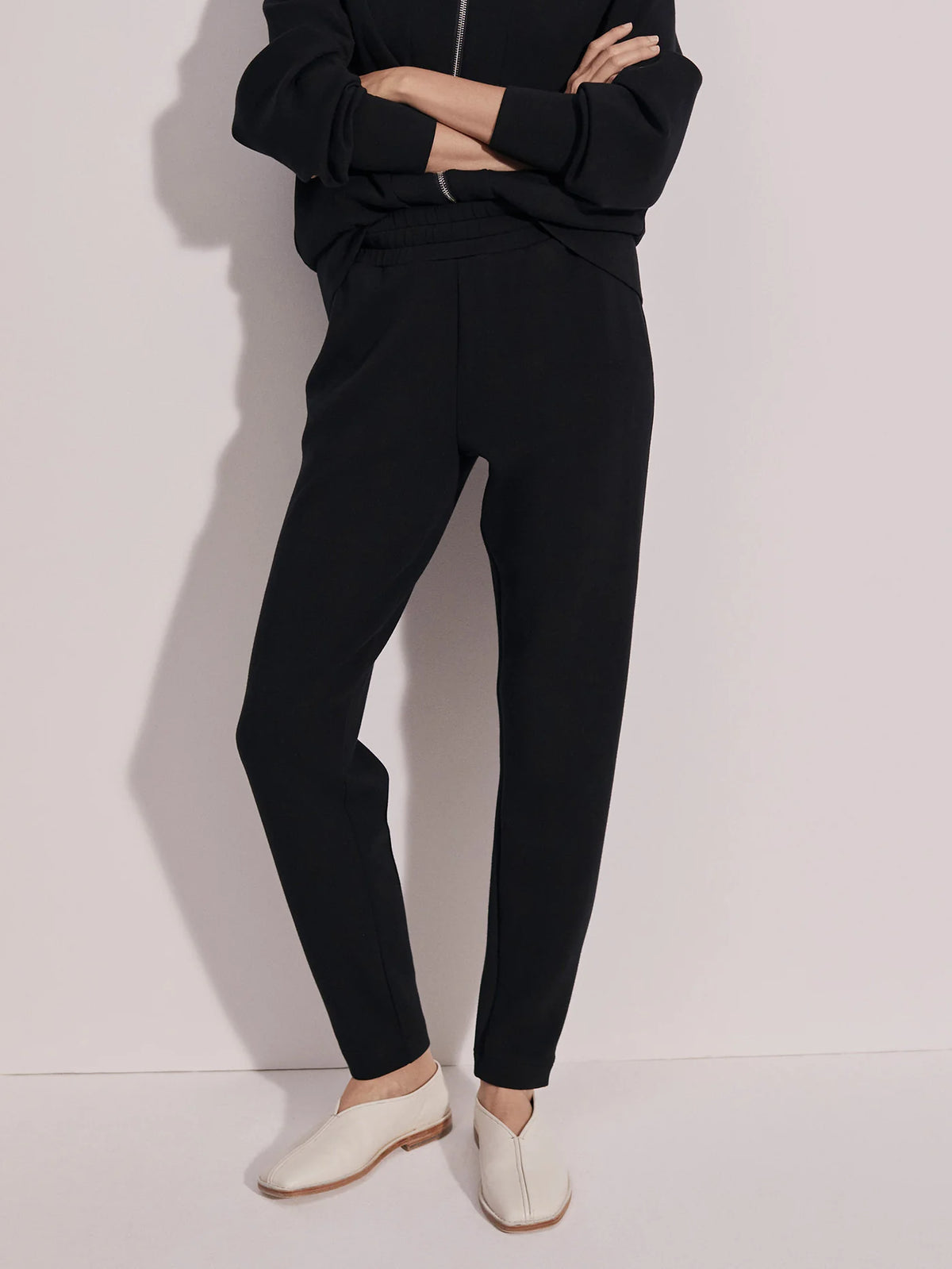 The Slim Zip Hem Pant 26