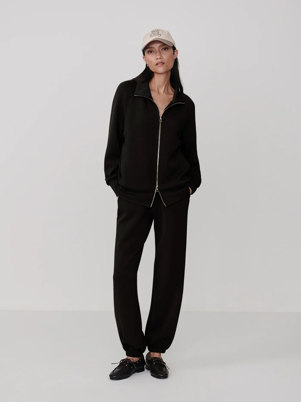 The Classic Cuff Pant 28.5